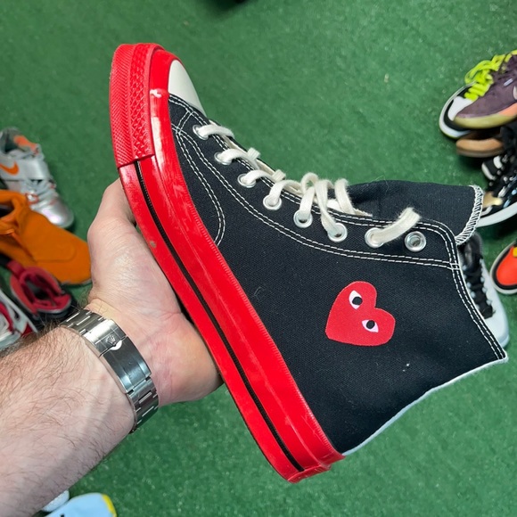 Converse CDG size 8